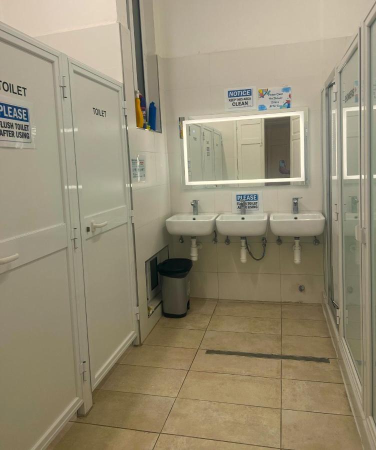 Smart Hostel Биркиркара Экстерьер фото