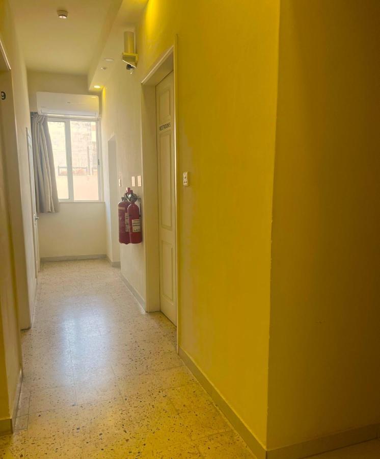 Smart Hostel Биркиркара Экстерьер фото