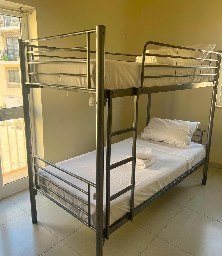 Smart Hostel Биркиркара Экстерьер фото