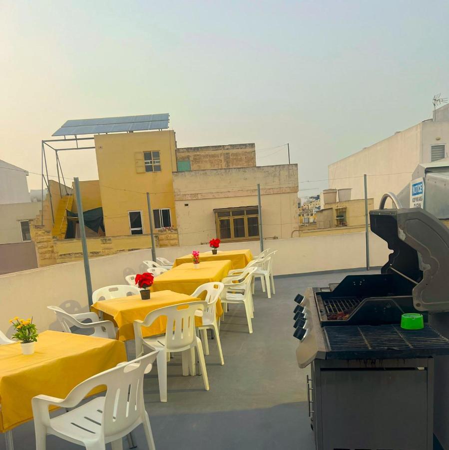 Smart Hostel Биркиркара Экстерьер фото